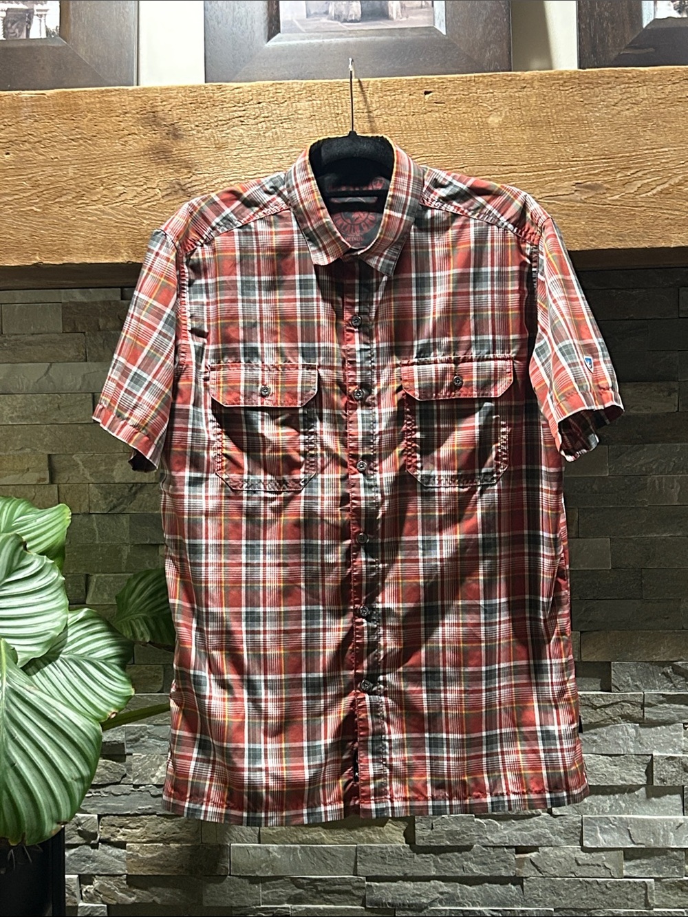 KÜHL Eluxur Men’s red/Grey Plaid Hiking Shirt Sz M Outdoor Performance Gorpcore